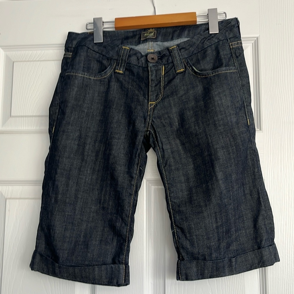 Kasil Bermuda Jean shorts size 27